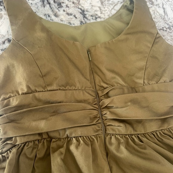 Elegant Olive Green Kids Dress- David’s Bridal size 8 - Picture 5 of 5